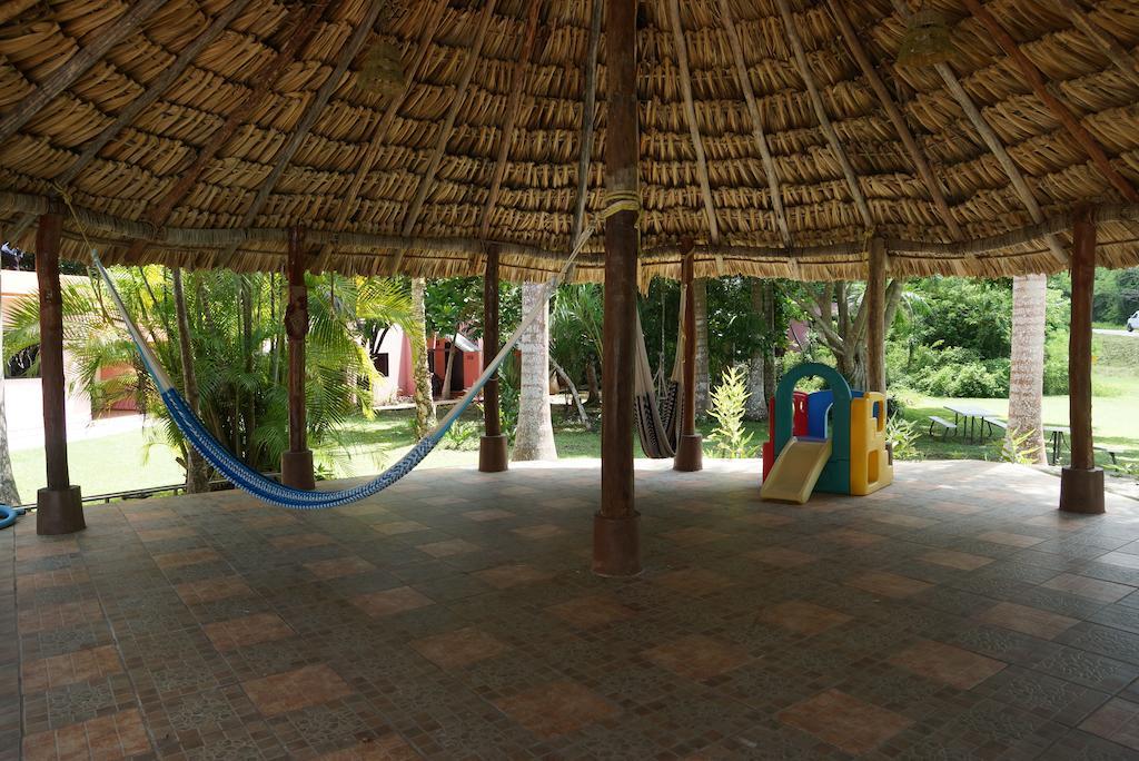 Hotel Doralba Inn Chichen Екстер'єр фото